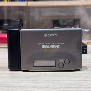 워크맨 sony wm-f701c 실버 정크 리모컨이어폰