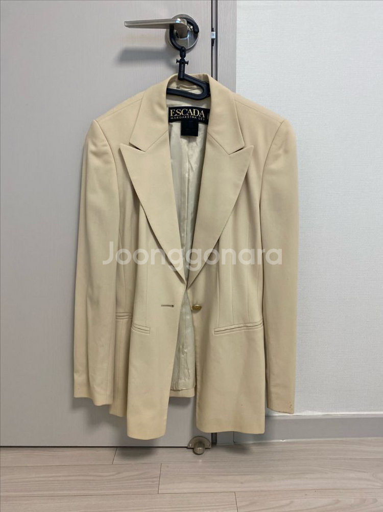명품 에스까다 에스카다 여성 정장 블레이저자켓 36--0