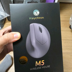 키크론 M5 8K 무선 버티컬 마우스