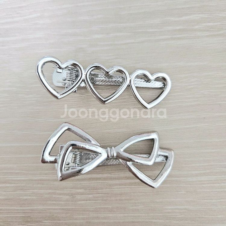 (새상품)에이블리 퓨어린 헤어핀 헤어집게 실버 악세서리--0