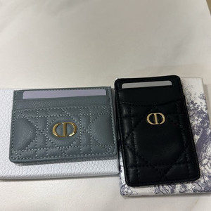 디올 카드지갑 특가요