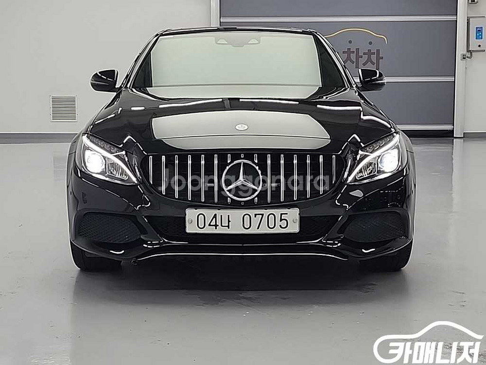 [벤츠]C클래스 W205 C200 아방가르드 (5인승)--1