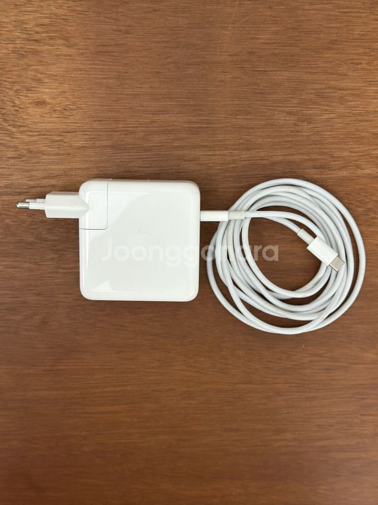 MacBook Pro 13 2020 + Apple Ma--6
