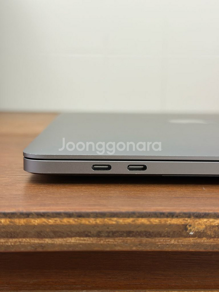 MacBook Pro 13 2020 + Apple Ma--3