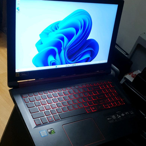 acer 니트로 5 게이밍노트북 부품용(정상작동)