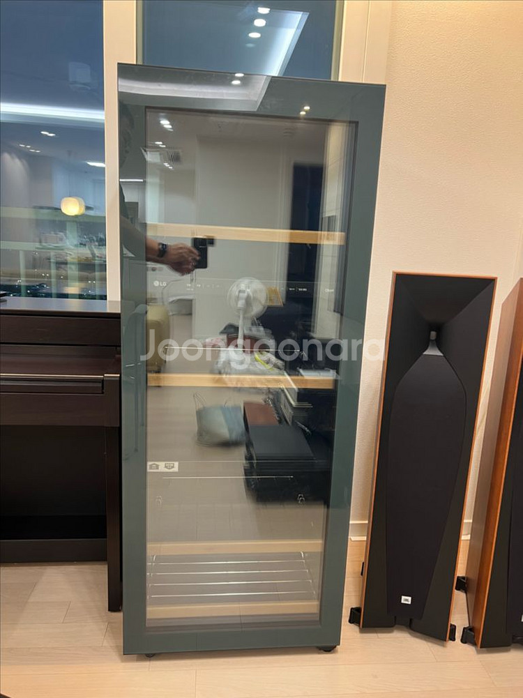LG 오브제컬렉션 와인셀러 W1213GG 판매합니다.--1