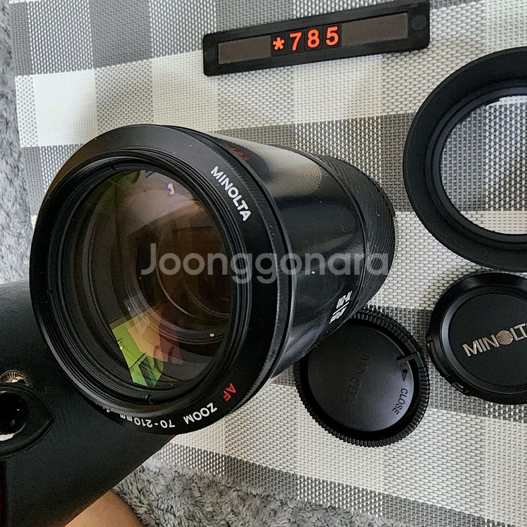 미놀타 AF 마운트 70-210mm 줌렌즈 케이스포함--1