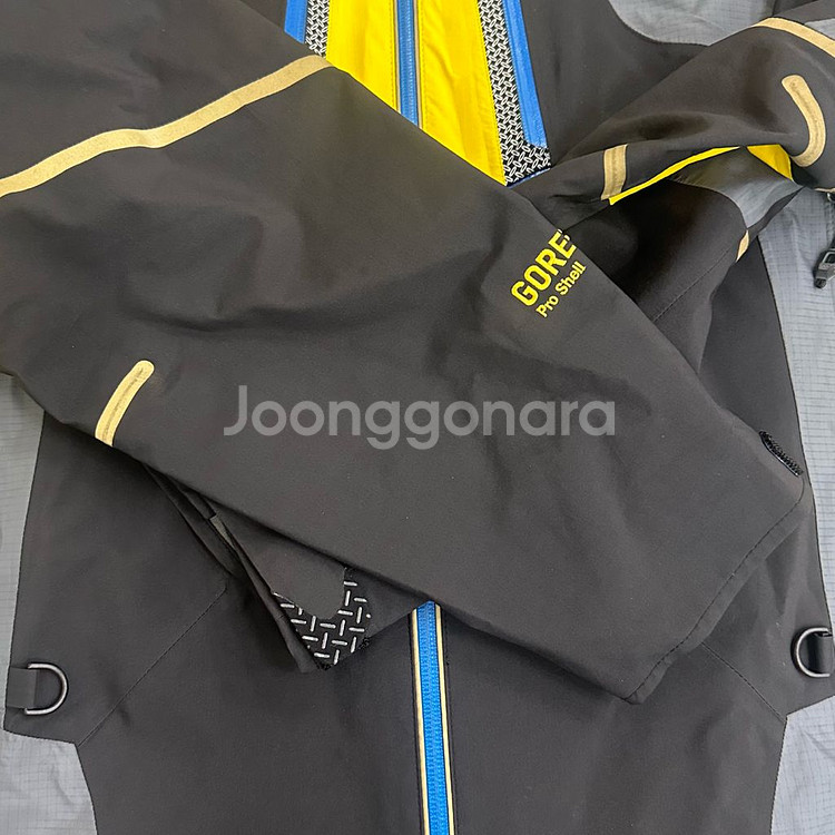 몽벨 고어텍스 프로 쉘 최전문가형 자켓 105--3