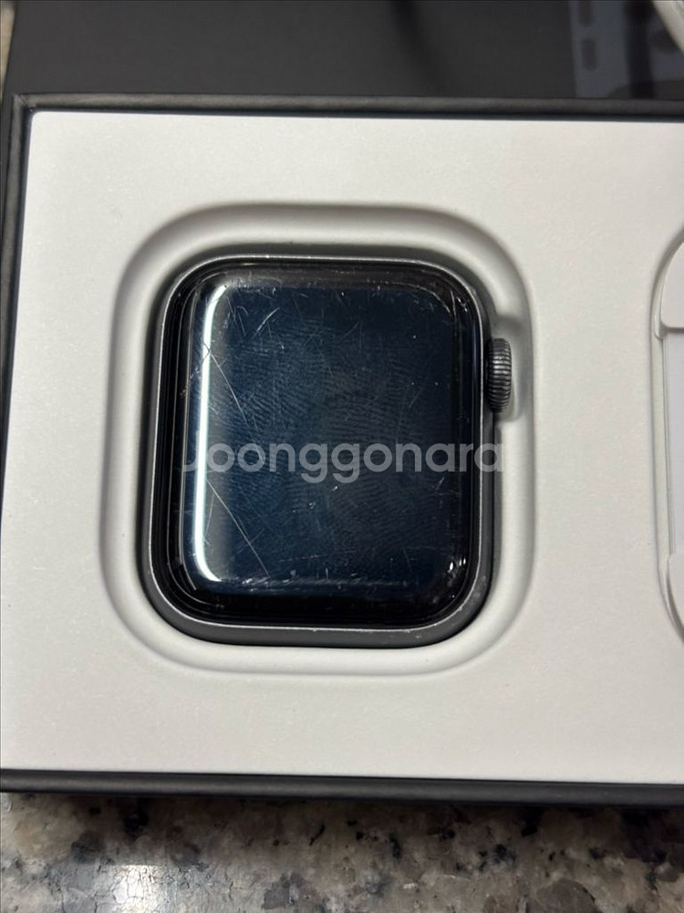 애플워치se 나이키 40mm 상태굿 급처!!--1