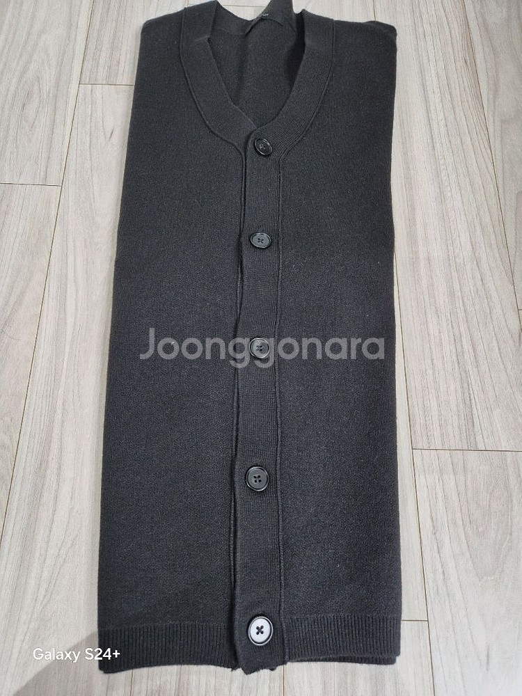 브이넥 가디건 블랙 100 (새상품)--1