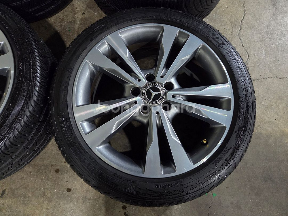 벤츠 W205 C클래스 18인치 정품 휠타이어--3