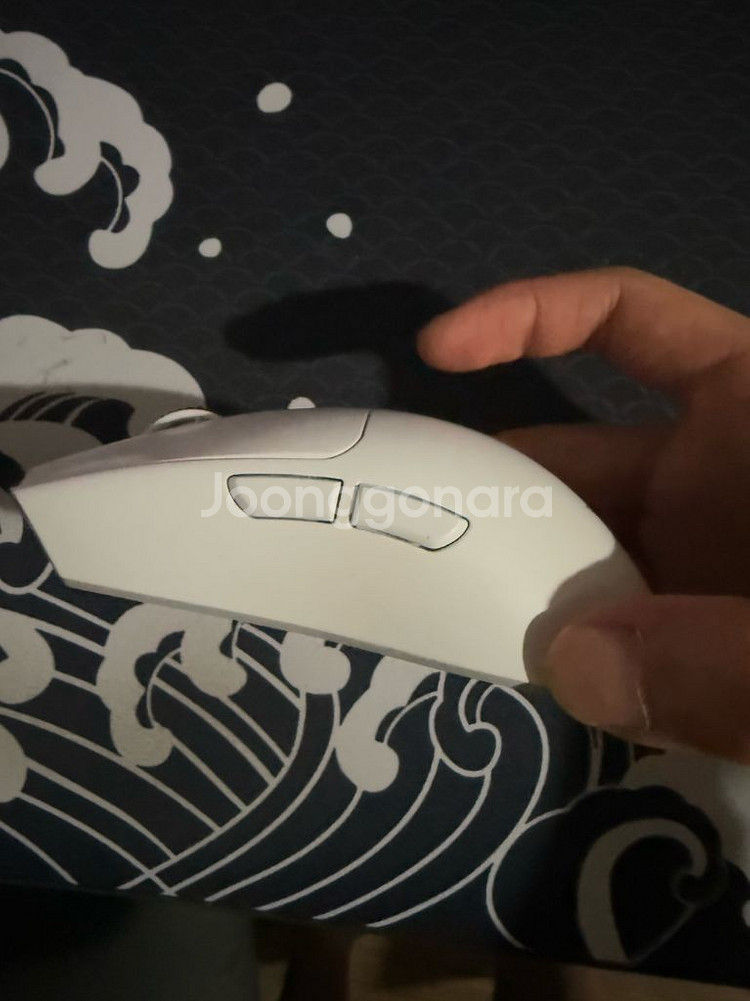레이저 바이퍼 v3 pro 바브삼 프로 화이트 팝니다--1