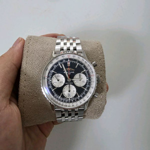 브라이틀링 신형 네비타이머 41mm