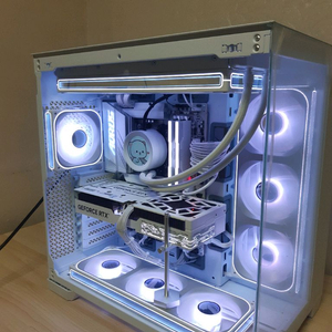 올화이트 크라켄 9800x3d 컴퓨터 완본체/반본체