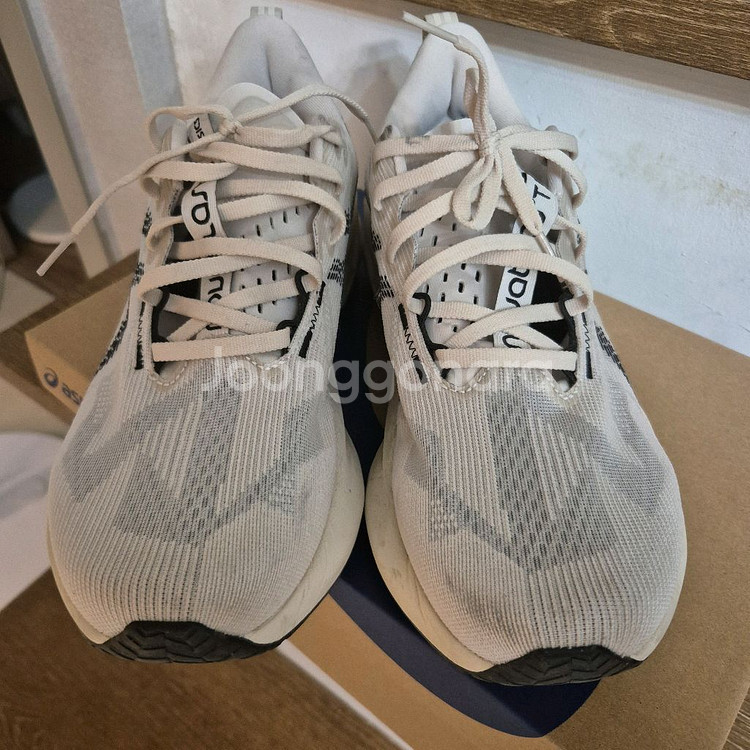 아식스 노바블라스트5 오트밀 275--2