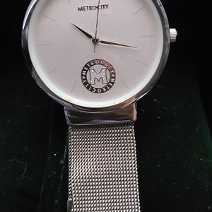 메트로시티 메탈 남녀공용 시계 36mm