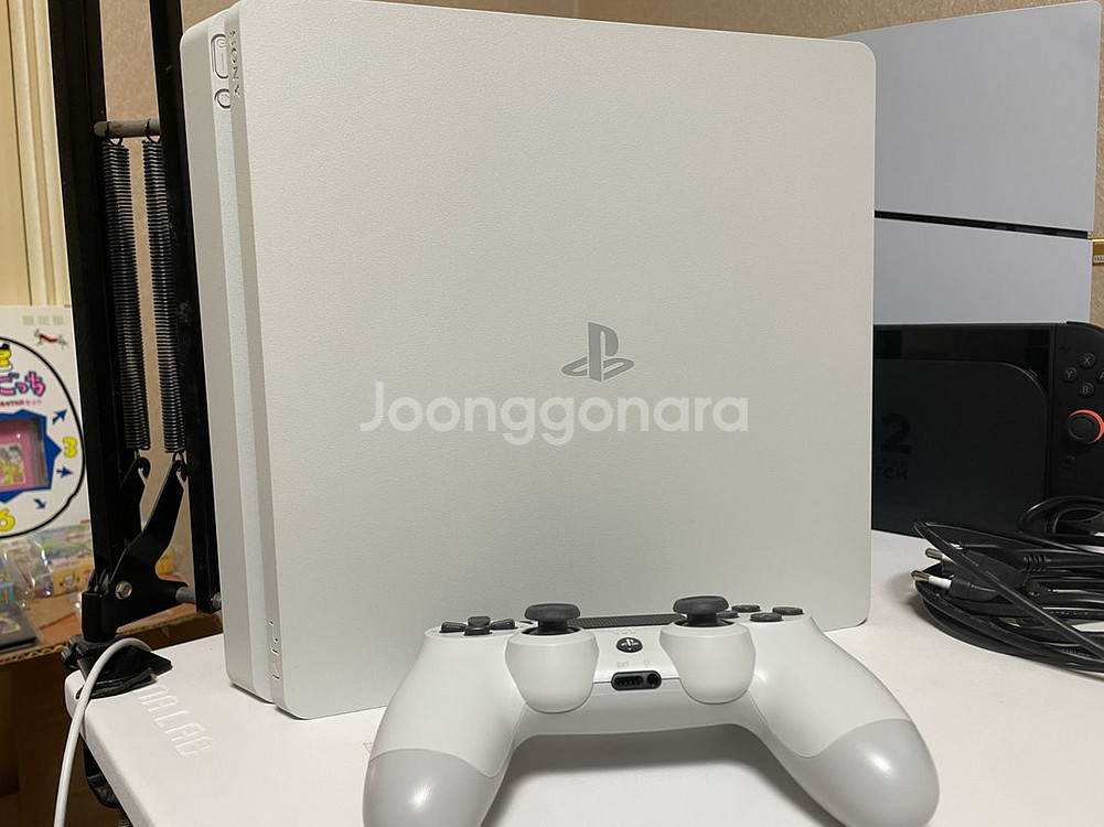 PS4 플스4 슬림 화이트 팝니다~--0