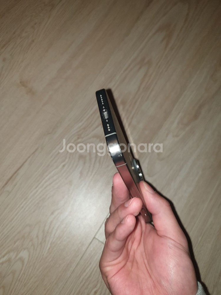 아이폰 15 프로 256gb 내추럴티타늄--6