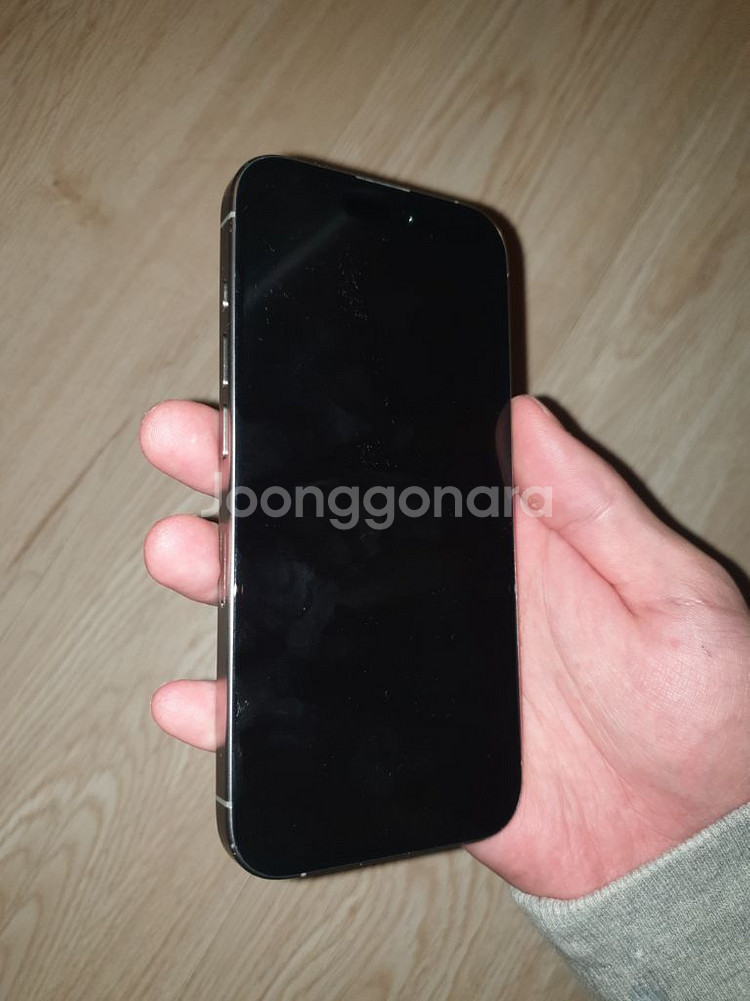 아이폰 15 프로 256gb 내추럴티타늄--9