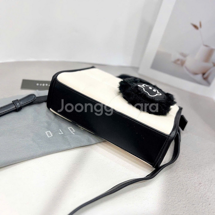 페드로 미니 퀼팅백 PW2-55210035-3[새상품]--6