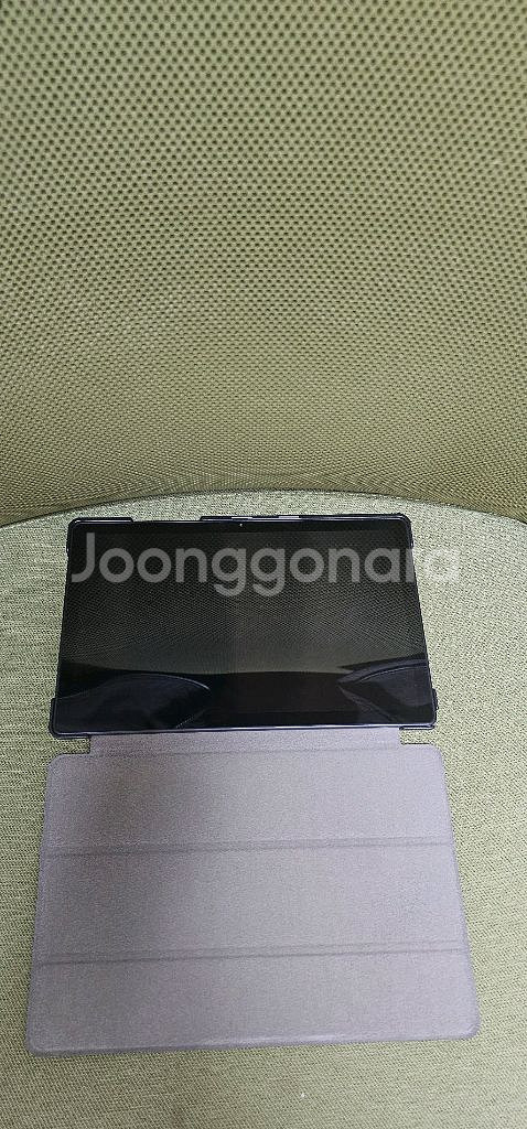 갤럭시 탭 A7 (케이스 포함)--1