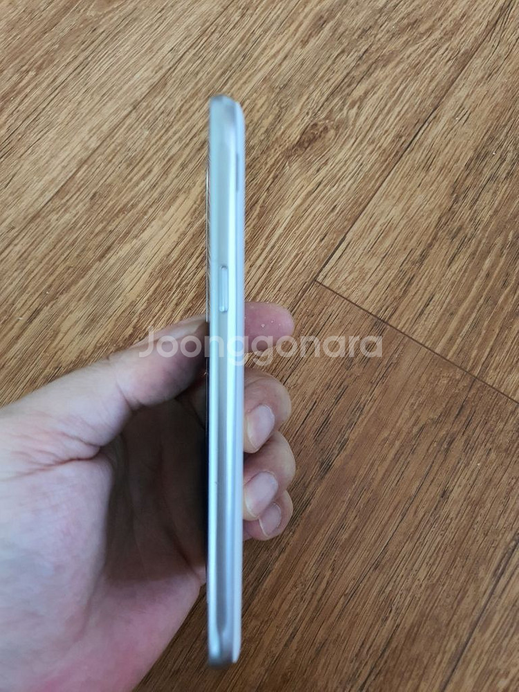 갤럭시j3 화이트--2