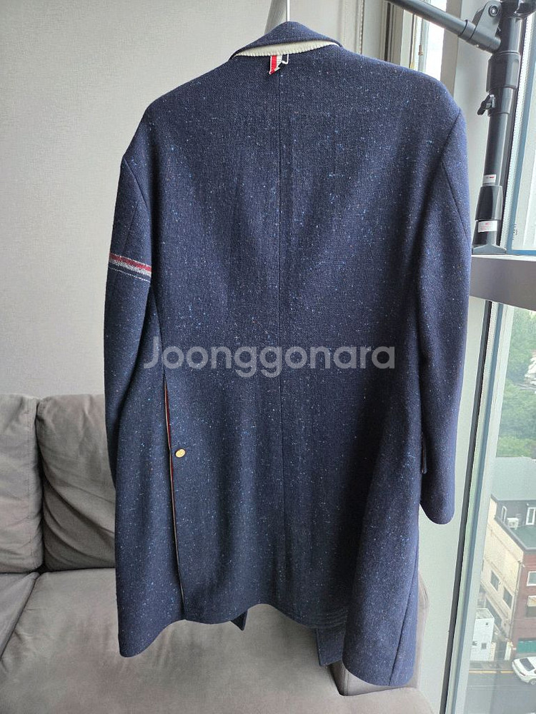 톰브라운 하이암홀 체스터필드 코트--1