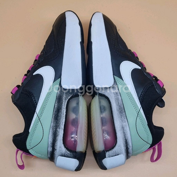 나이키 에어맥스 베로나 운동화 225--4