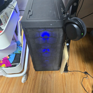 한달만 판매 7800x3d/ 3070ti데스크탑 판매합