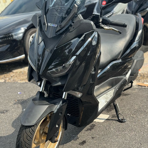 야마하 xmax300 (2020)