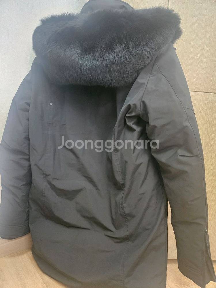 무스너클 후드 패딩 점퍼--1