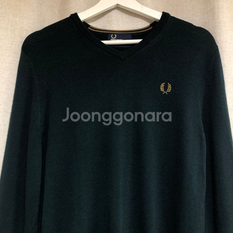 프레드페리 다크 그린 브이넥 니트 S--0