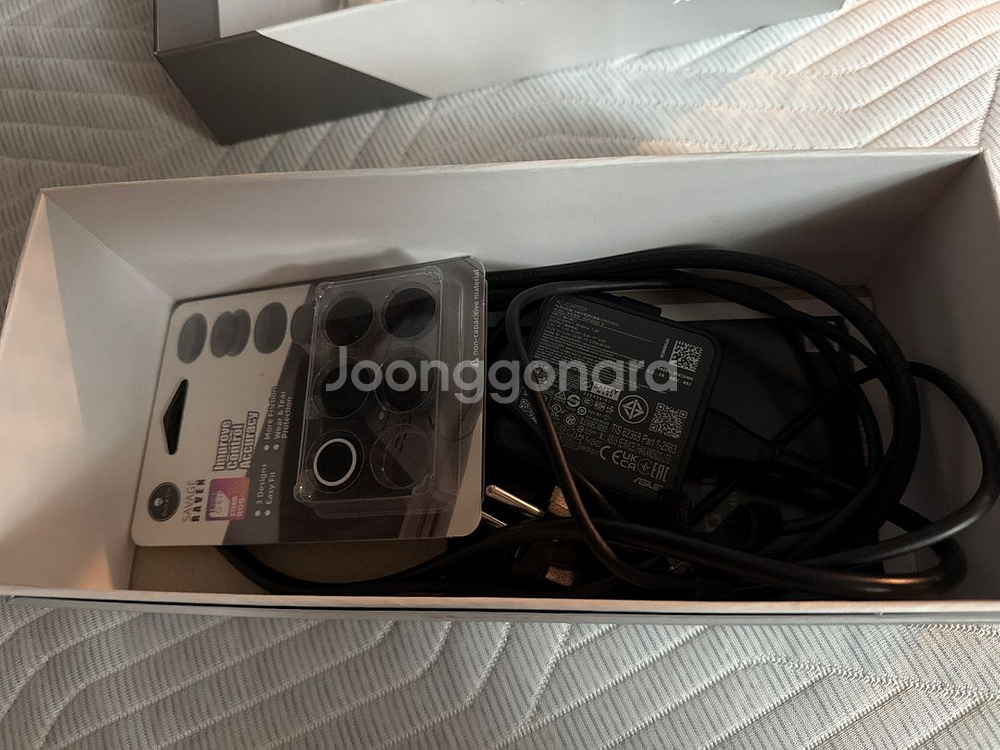 Asus Rog Ally (로갈리) 2TB 팝니다(풀박--3