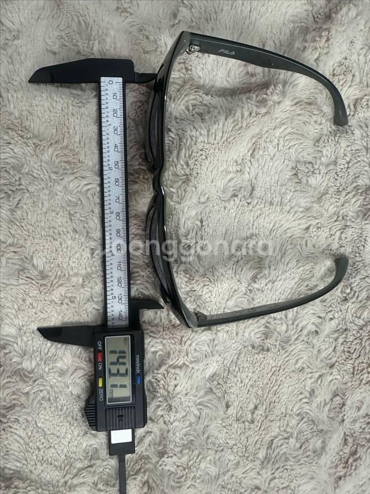 휠라 FLS7070M 블랙 크림 투톤 선글라스 판매--5