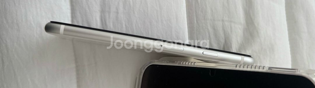 아이폰SE2 128GB 화이트--3