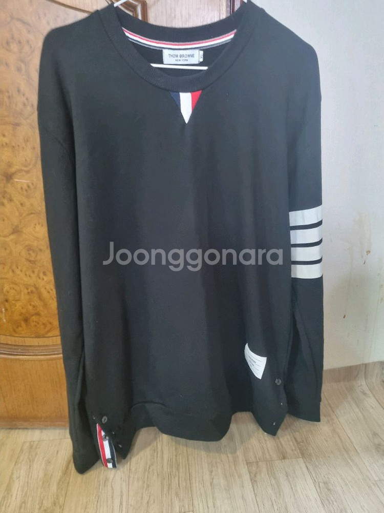 톰브라운4바롱슬리브 XL. (새상품급)--0