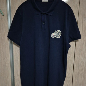 몽클레어 반팔티 XL