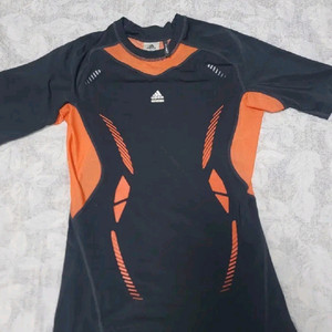 adidas TECHFIT 기능성 반팔티