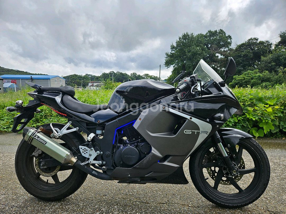코멧125r / 15년식 / 2만키로 / 160만원--0