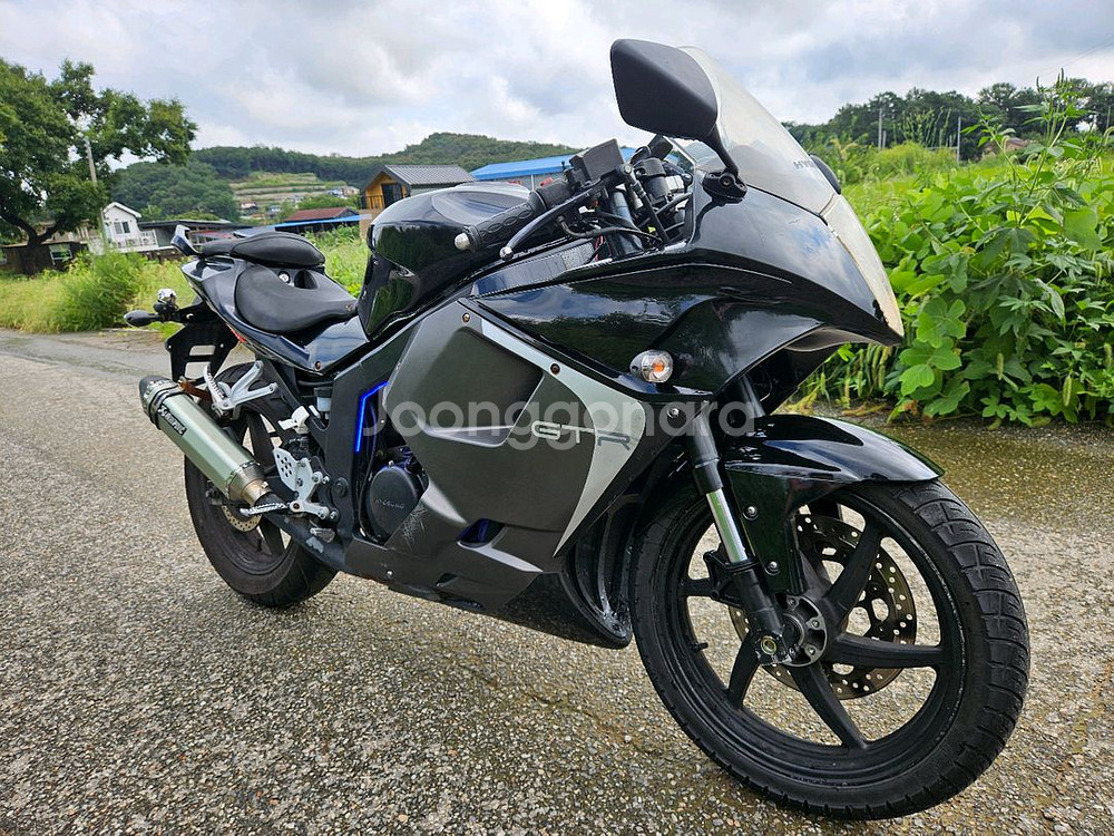 코멧125r / 15년식 / 2만키로 / 160만원--3