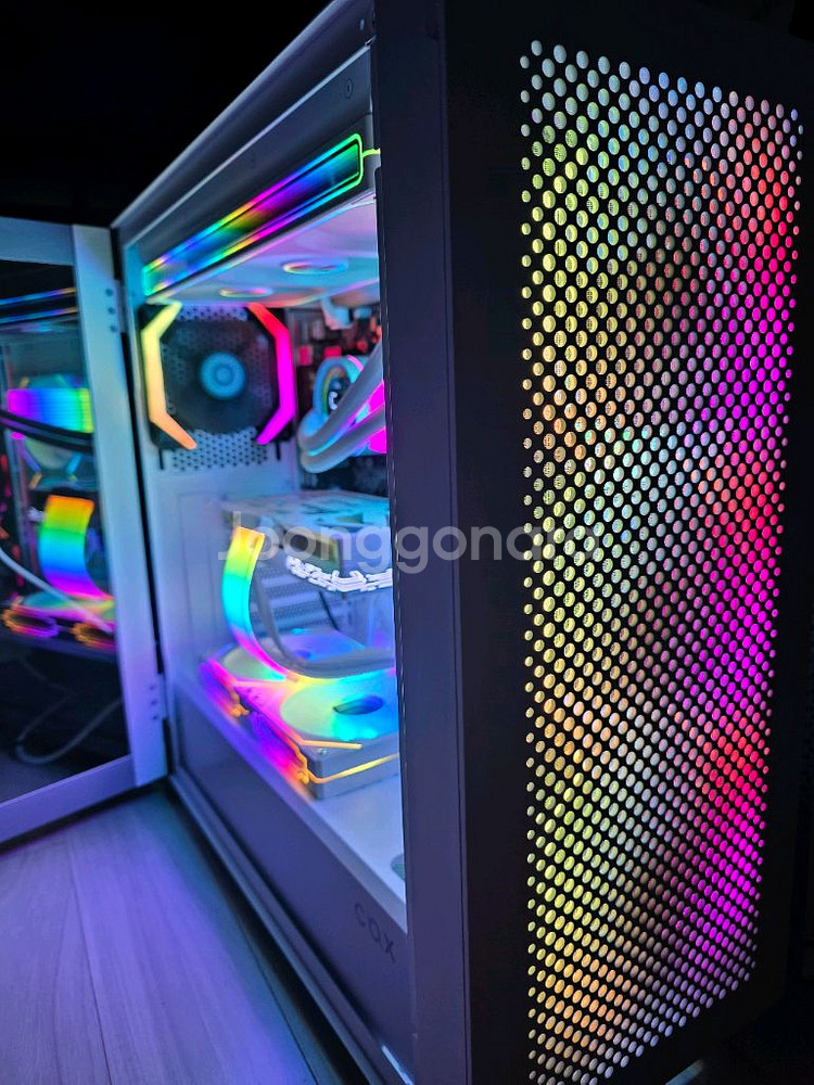 라이젠5 9600X RTX5060TI 본체 팝니다--4