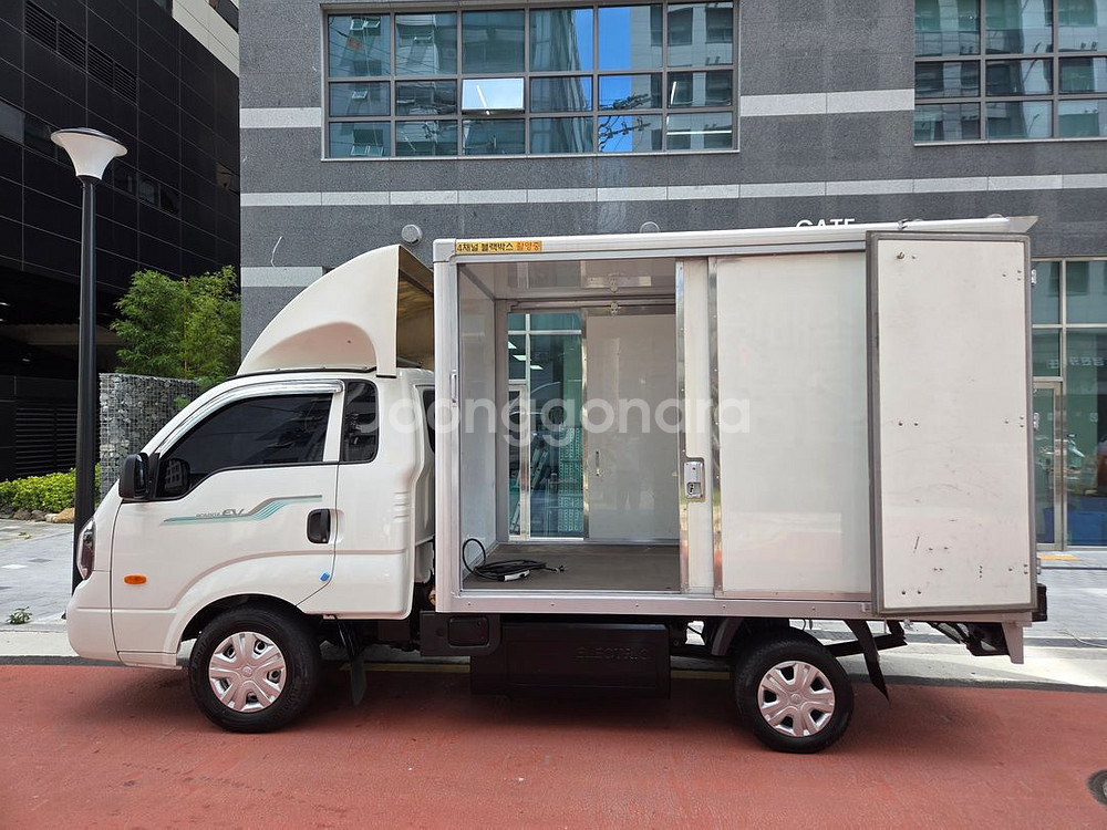 22년6월봉고 EV 31,686km 양문미닫이하이내장탑--4