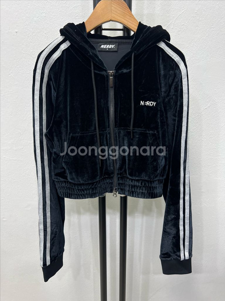 정품) 널디 여성 벨벳 트랙 크롭 후드집업 S--0