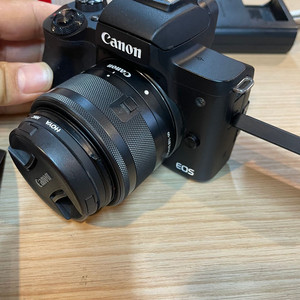 캐논 EOS M50 미러리스 카메라 15-45렌즈 풀셋