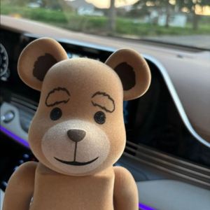 베어브릭 피규어