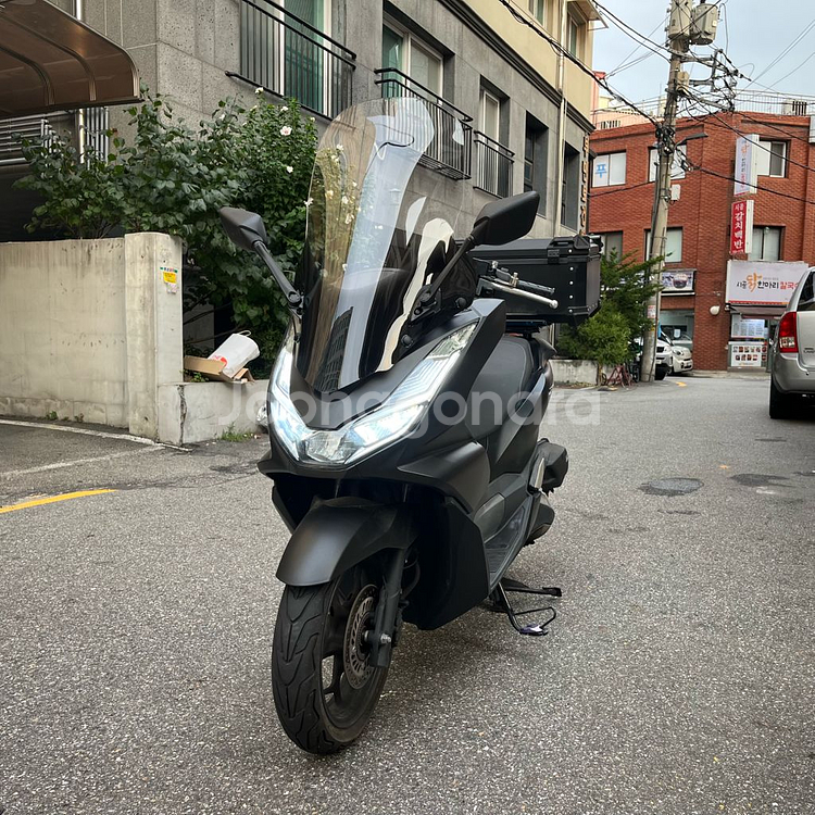 22년식 PCX125 abs모델 깨끗한차량 215만원--0