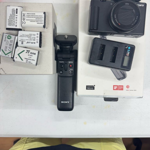 zv1 m2 블랙 브이로그카매라 팔아요 소프트스킨