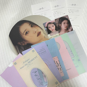아이유 순간 전시회 특전