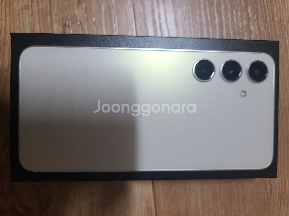 s24 플러스 512g 크림색 풀박스 팝니다--1