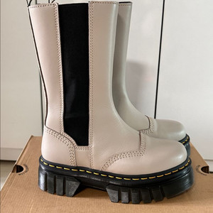 닥터마틴 오드릭 첼시 톨